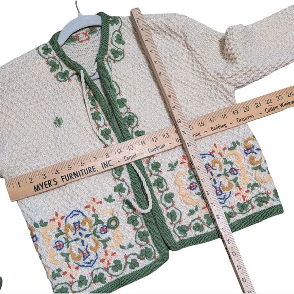 Vintage unbranded cardigan knit embroidered shamrocks clovers open front medium - Picture 3 of 8